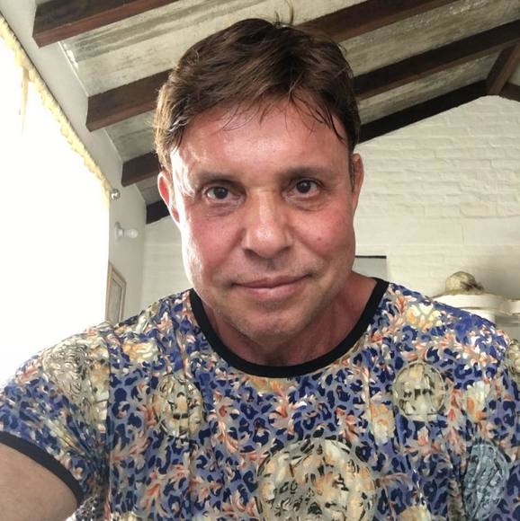 Meet your Posher, Domenic - Picture 1 of 1